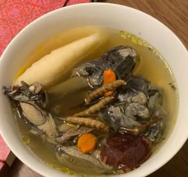 冬虫夏草和哪些食材可以一起煲汤?