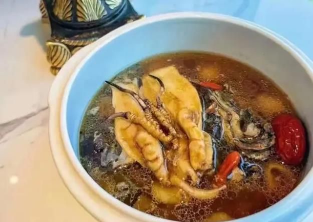 冬虫夏草和哪些食材可以一起煲汤?